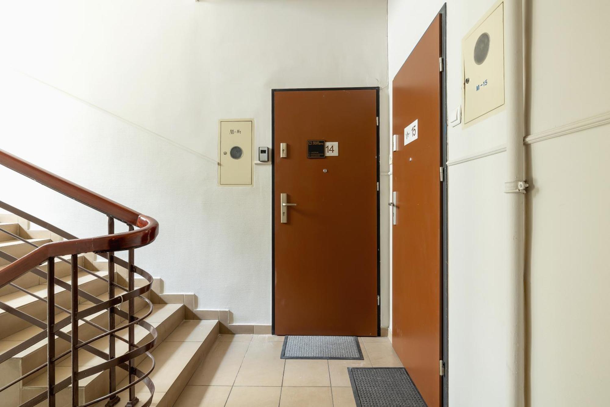 1-Bedroom Apartment With Balcony - Dluga 65 Краків Екстер'єр фото